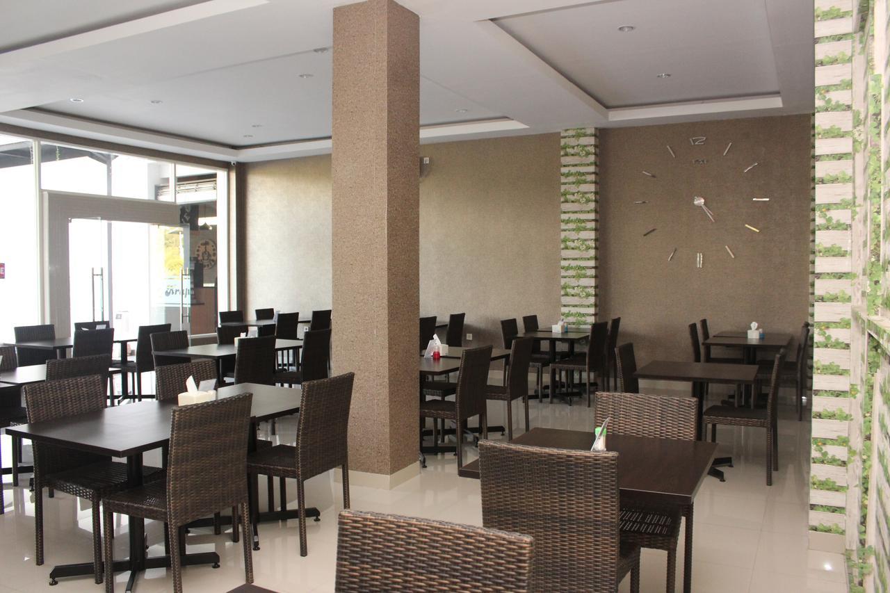 Naka Hotel Kupang Kupang  Dış mekan fotoğraf